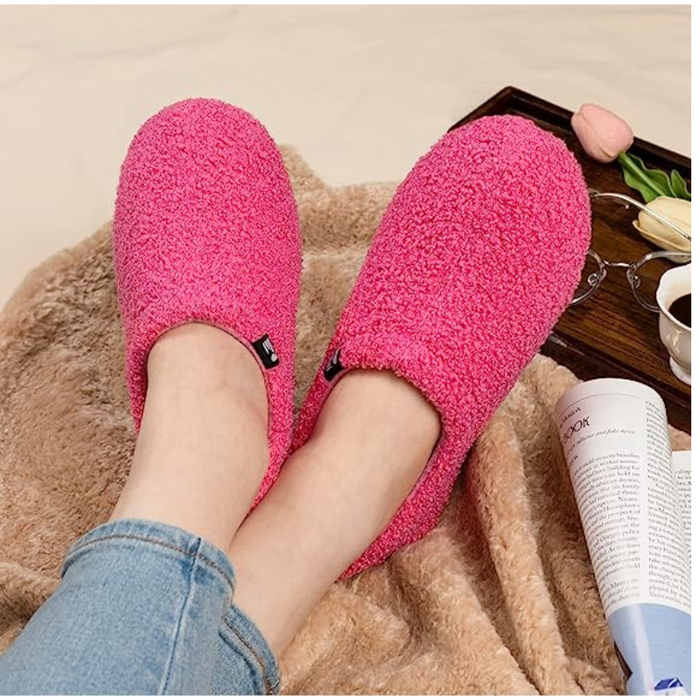 Durable Indoor Slippers With Fleece Lining