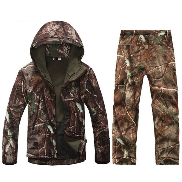 Outdoor Tactical Soft Camouflage Jacket Set